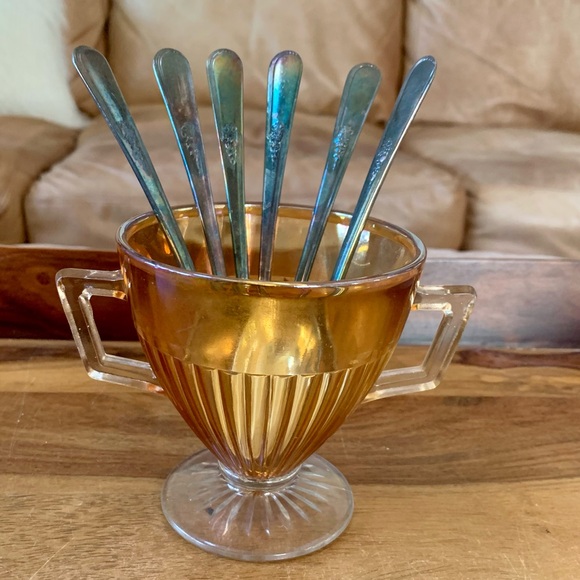 Vintage Carnival Glass Red Robin Sugar Bowl From The 20’s - Picture 1 of 7